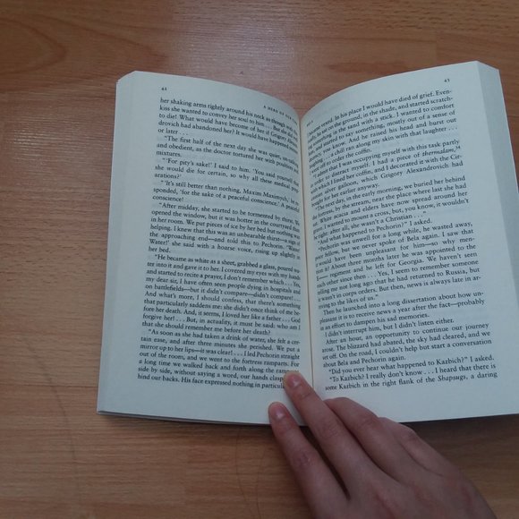 RUSS306D Hero of Our Time (Trans Randall) Mikhail Lermontov Novel - Picture 3 of 4